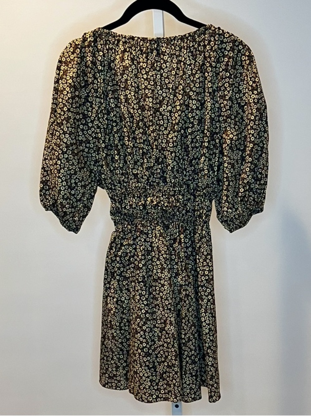 *MATTEAU* Shirred Plunge Mini Dress in
Chamomile Size 38 (6) EUC - Picture 5 of 9
